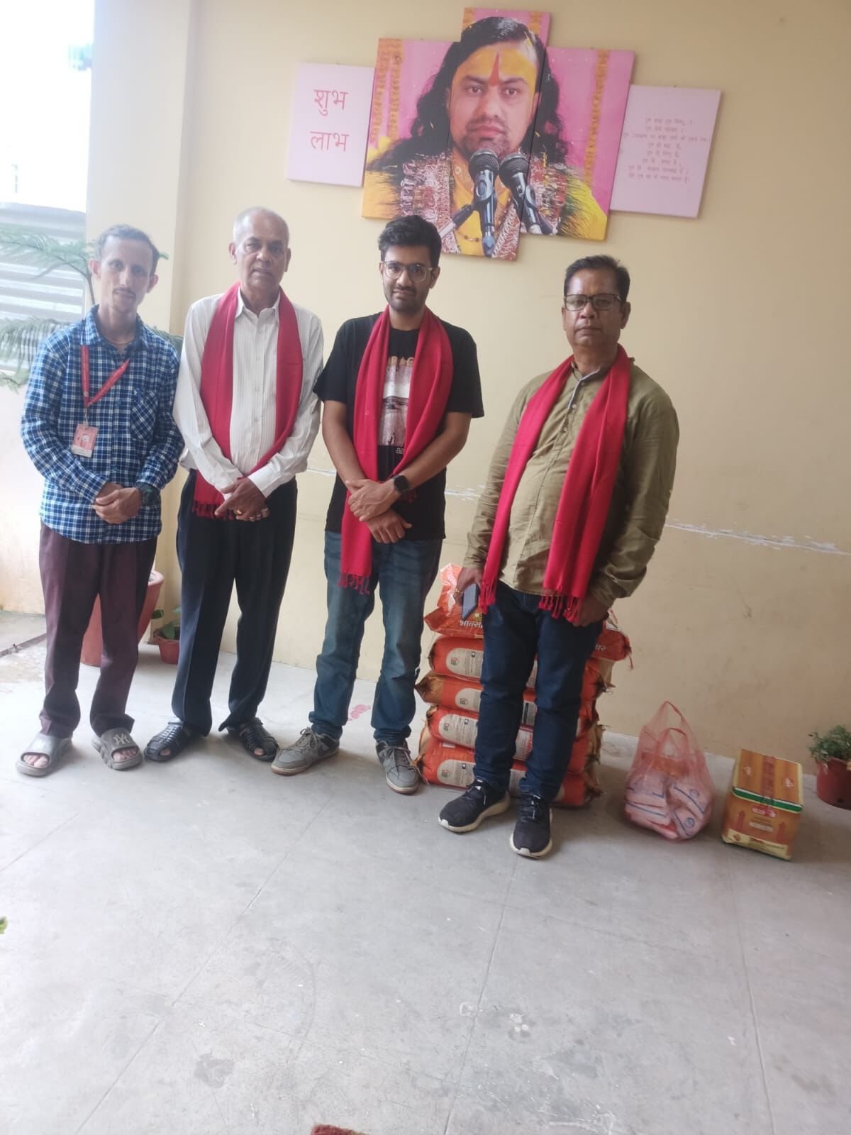 स्व. श्रीमती बन्दना गुप्ताको चौथो स्मृतिमा खाद्यान्न सहयोग